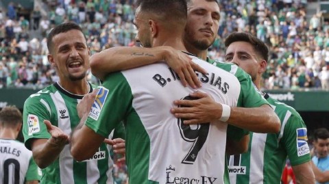 绿白风暴席卷洛佩拉 贝蒂斯逆转擒黑马