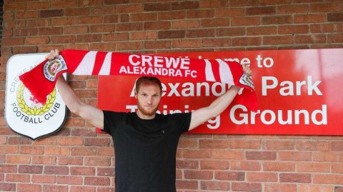 威尔士老将肖恩-麦克唐纳加盟克鲁亚历山德拉 开启生涯新篇章