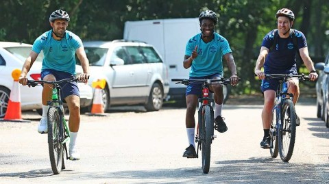 南安普顿骑行备战：圣徒新赛季的独特启航