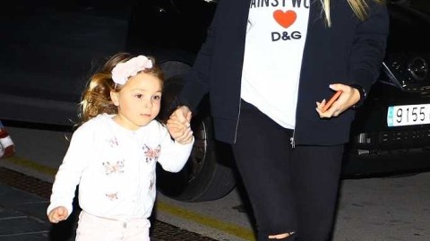 冬日温情与独行侠：巴萨双星休假模式全记录