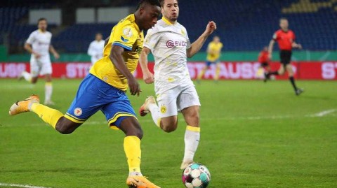 德国杯寒冬夜，多特蒙德在布伦瑞克的泥泞中踏雪寻胜