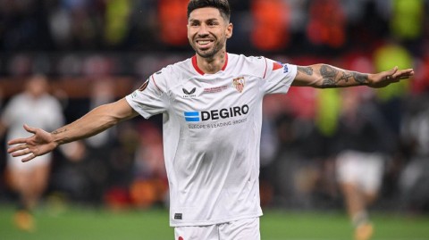 蒙铁尔先租后买加盟诺丁汉森林