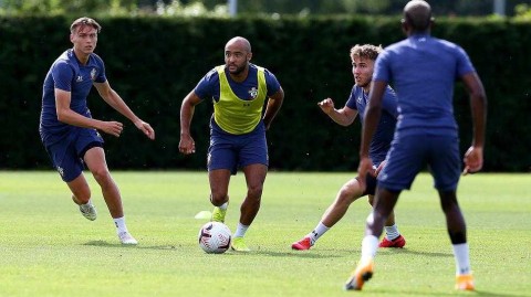 圣徒起航：镜头下的南安普顿新赛季备战序曲