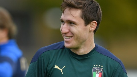 蓝衣军团备战关键战 小基耶萨领衔训练风采