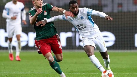 俄超铁卫读秒绝平，法甲豪门憾失三分：莫斯科火车头雨战逼平马赛