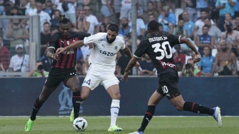 红黑军团征服魔鬼主场，梅西亚斯闪耀吉鲁破门