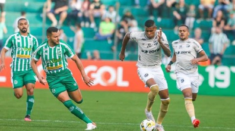 巴甲激战圣保罗青年人小胜塞阿拉