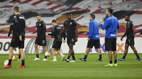 新卡门斯特的最后一课：帕奥克大军压境，静候格拉纳达