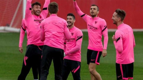 皮斯胡安球场吹响集结号：塞维利亚众将厉兵秣马静待韦斯卡