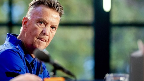 范加尔掌印再掀橙色风暴 荷兰队出征前发布会直击