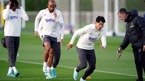 欧冠烽火再燃热刺众将蓄势待发孙兴慜领衔训练课挥洒汗水