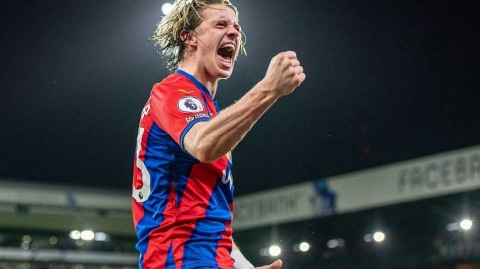 塞尔赫斯特公园的怒吼：水晶宫终结尘封魔咒的胜利之夜