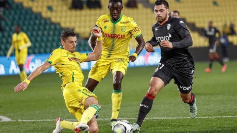 法甲冬夜激战记：南特与摩纳哥的零和博弈