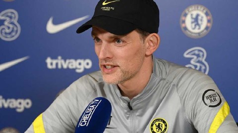 暴风雨中的坚守：图赫尔与切尔西的发布会时刻