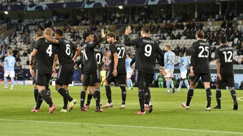 北欧夜空下斑马军团亮剑 莫拉塔闪耀终结尤文不胜阴霾