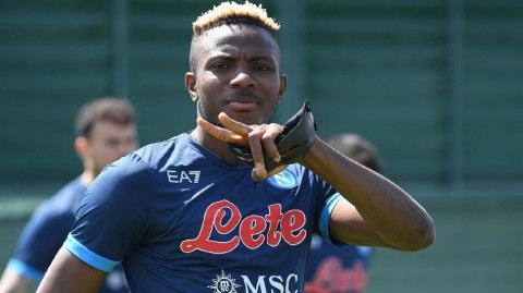 蓝衣军团厉兵秣马 冲击赛季最终章