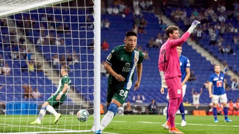 欧战赛场闪耀中国红，武磊闪电破门书写留洋新篇章