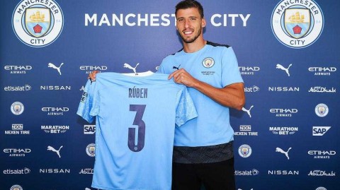 新守护神降临：鲁本·迪亚斯开启曼城传奇旅程