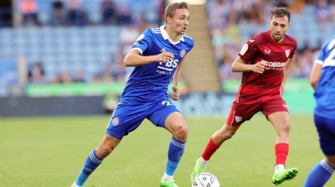 友谊赛蓝狐力擒欧联之王 季前练兵藏隐忧