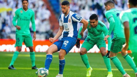 伯纳乌之夜：本泽马传射建功，皇马攻陷西班牙人