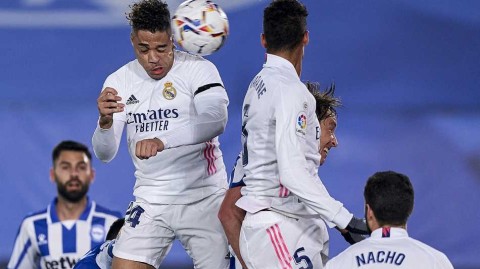 寒夜惊雷，皇马主场陨落：阿扎尔伤退，库尔图瓦致命失误葬送好局