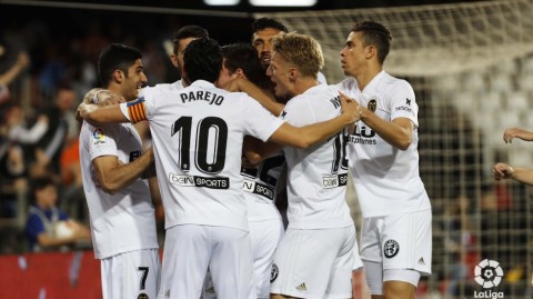 蝙蝠军团主场奏凯，米纳双响格德斯建功引爆梅斯塔利亚