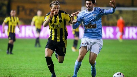 百年荣耀重返冠军之巅：佩那罗尔主场绝杀水晶体育，南美杯四强燃情时刻