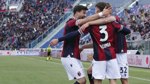 红蓝对决燃情亚平宁 博洛尼亚与乌迪内斯激战成和