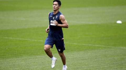 日本“武藏”踏上伊普鲁阿球场，武藤嘉纪租借埃瓦尔开启西甲新篇章