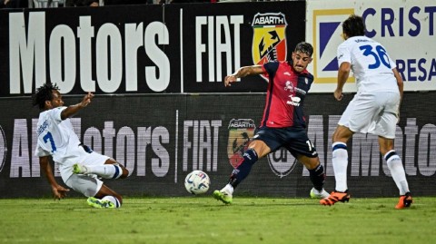 蓝黑军团客场奏凯 意甲雄师初显冠军相