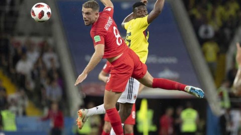 亨德森：从柴郡新居到抗疫前线，红军队长的担当没有终点