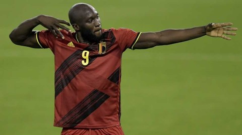 红魔双星闪耀欧预赛：卢卡库百场传射，阿扎尔破门，比利时主场三球完胜捷克