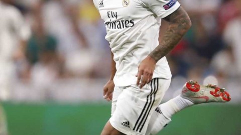 伯纳乌的寂静与病毒的突袭：回顾马里亚诺确诊那一天