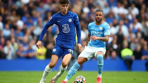 一剑封喉复仇蓝军：热苏斯闪击破门，曼城攻克斯坦福桥