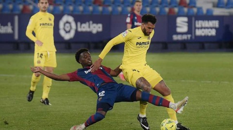 瓦伦西亚德比硝烟弥漫 潜水艇五球狂胜莱万特