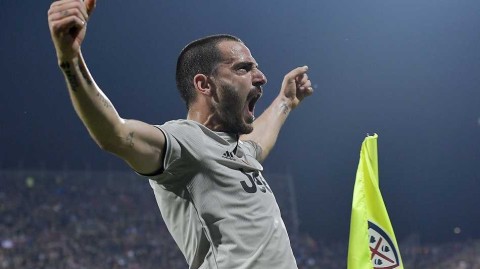 博努奇铁血头槌引爆全场，十九岁小基恩连续四场破门书写传奇