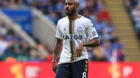 英格兰冠军中场德尔夫告别绿茵