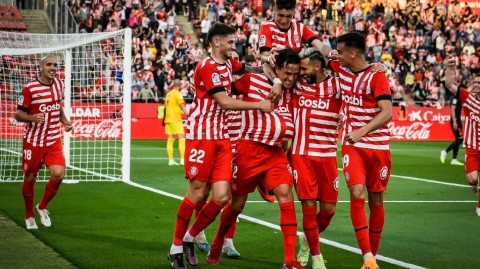 绿茵烽火：赫罗纳逆转胜马洛卡之战纪实