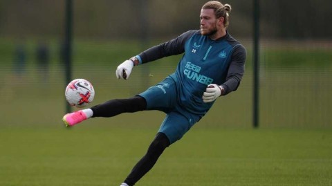 喜鹊军团蓄势待发：圣詹姆斯公园的绿茵战歌