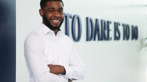 北伦敦新星闪耀时：坦甘加续约，青春风暴在热刺继续