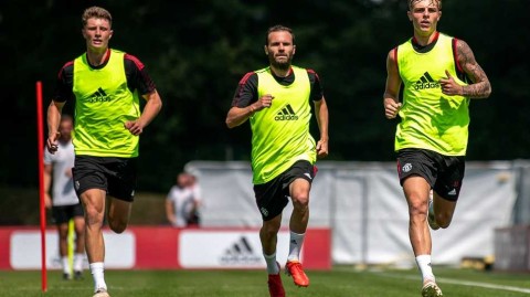 夏日练兵正当时：索尔斯克亚亲率曼联众将备战新赛季