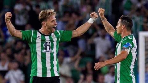 绿白军团主场奏凯 罗德里一锤定音定乾坤