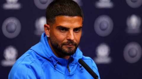 意大利备战欧美杯发布会因西涅训练意外受伤引关注