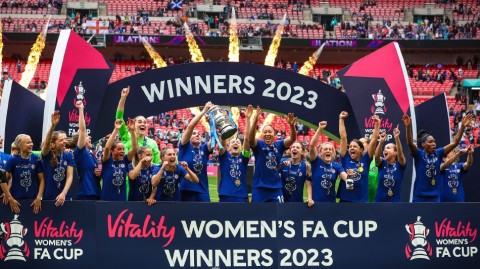 蓝军女足温布利加冕 科尔一锤定音创三连冠伟业