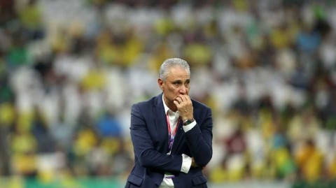 桑巴舞曲戛然而止，蒂特时代以泪水与坚韧落幕