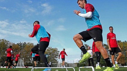 红黑军团集结内洛，静候联赛第八轮 showdown