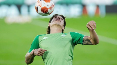 欧联杯前最后一练：贝蒂斯将士状态火热，贝莱林演绎精妙停球