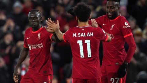 红军六球狂胜利兹联 萨拉赫马内双双梅开二度