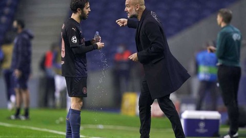 巨龙球场的白卷之夜：曼城憾平波尔图，锁定头名背后的那些挥之不去的瞬间