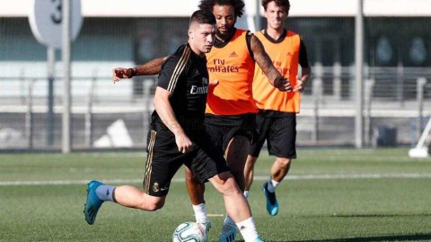 皇马冲刺最后热身 贝尔晒恐怖肌肉 伤员恢复喜忧参半